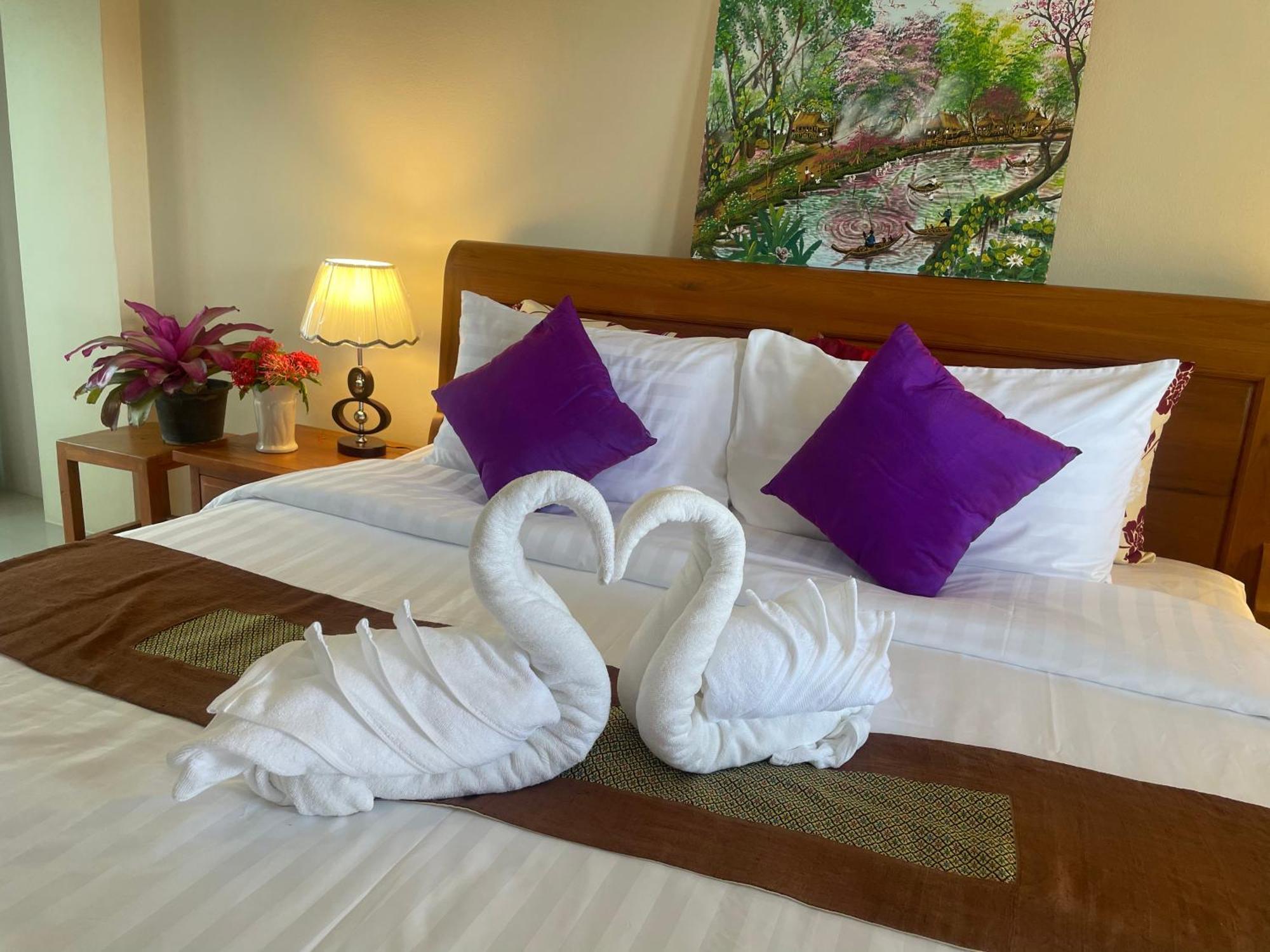 Laph Kham House Aparthotel Чиангмай Екстериор снимка